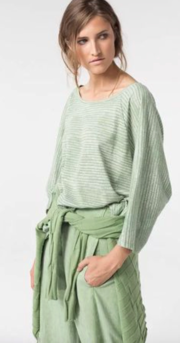 OSKA T-Shirt 100% Cotton Green Abstract Print Dolman Sleeve Lagenlook Top Size 2